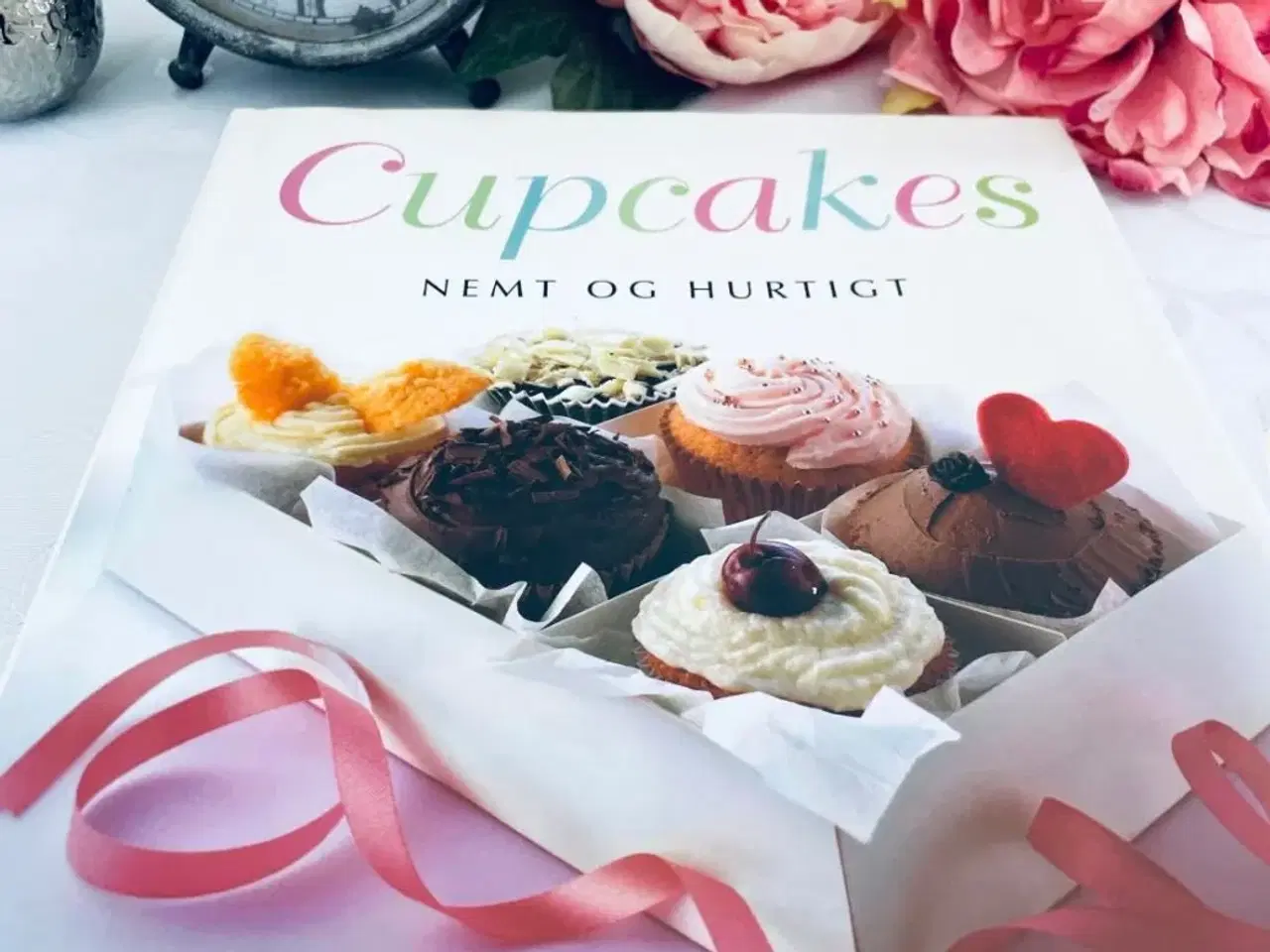 Billede 1 - Cupcakes en rigtig god bog 