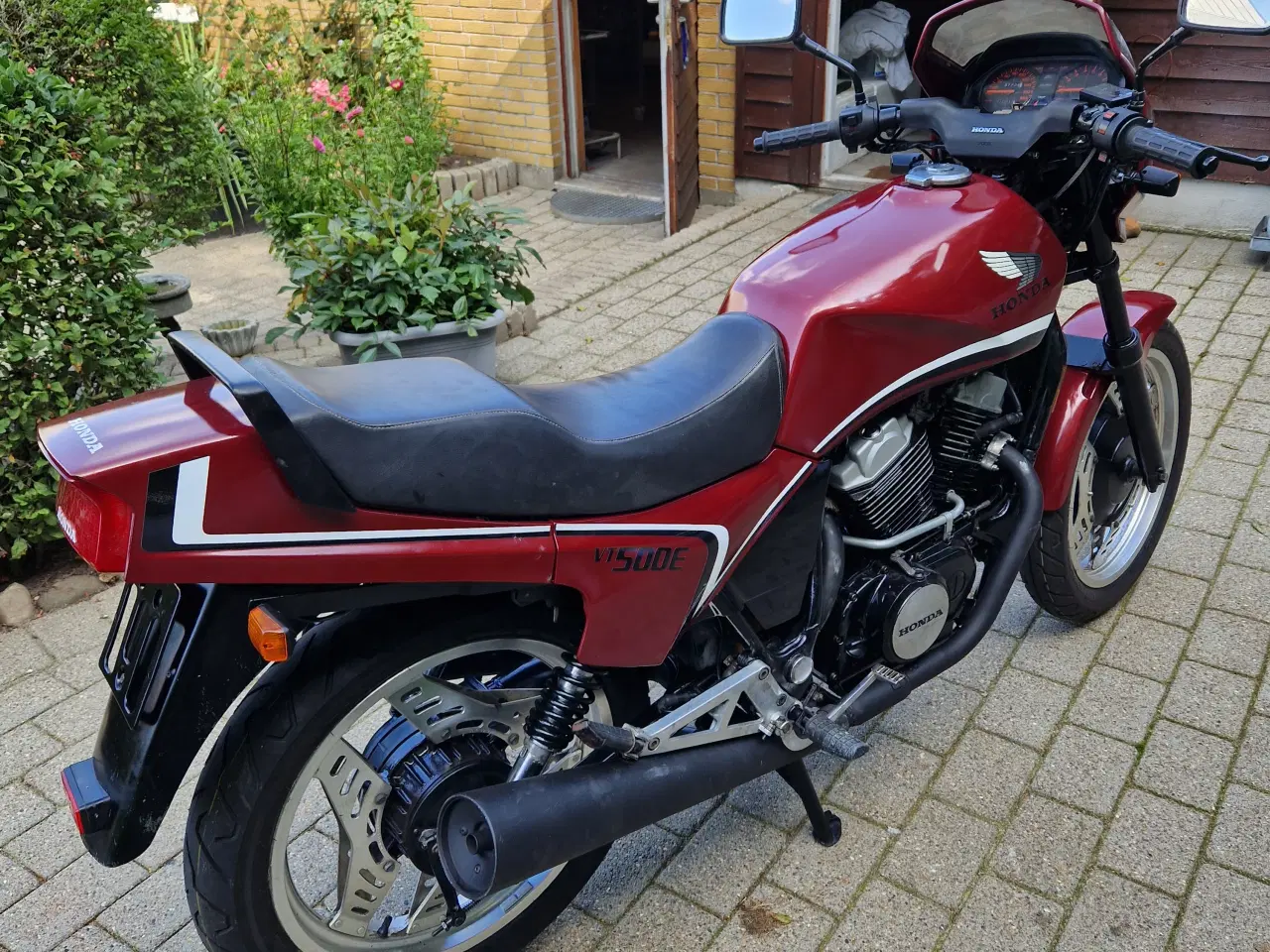 Billede 1 - HONDA VT 500 E