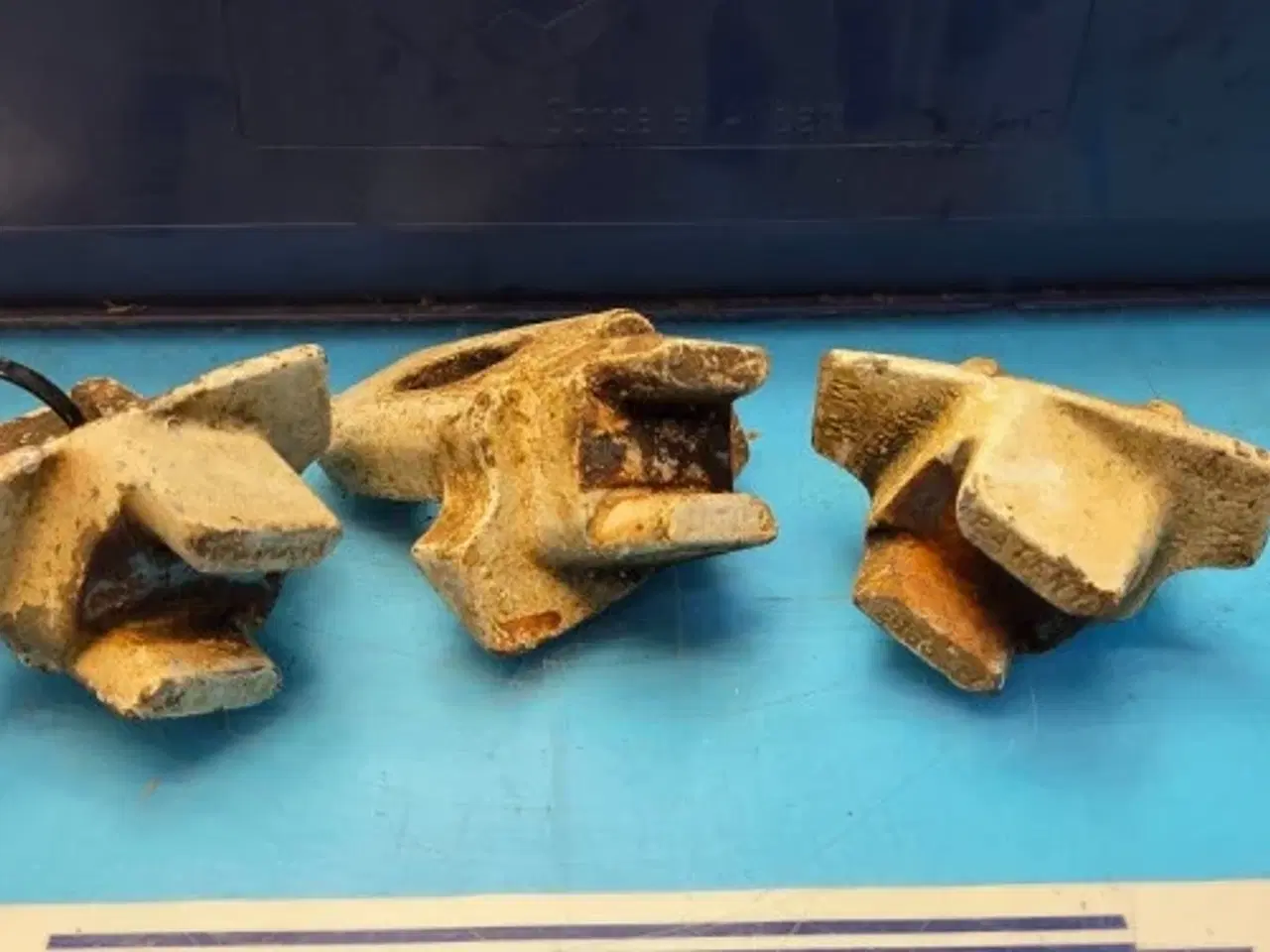 Billede 12 - Ford TW35 Stopklods 81811262 29 Stk