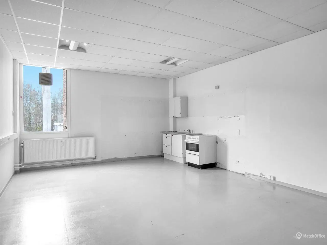 Billede 10 - 360 m² Lager og 286 m² kontor