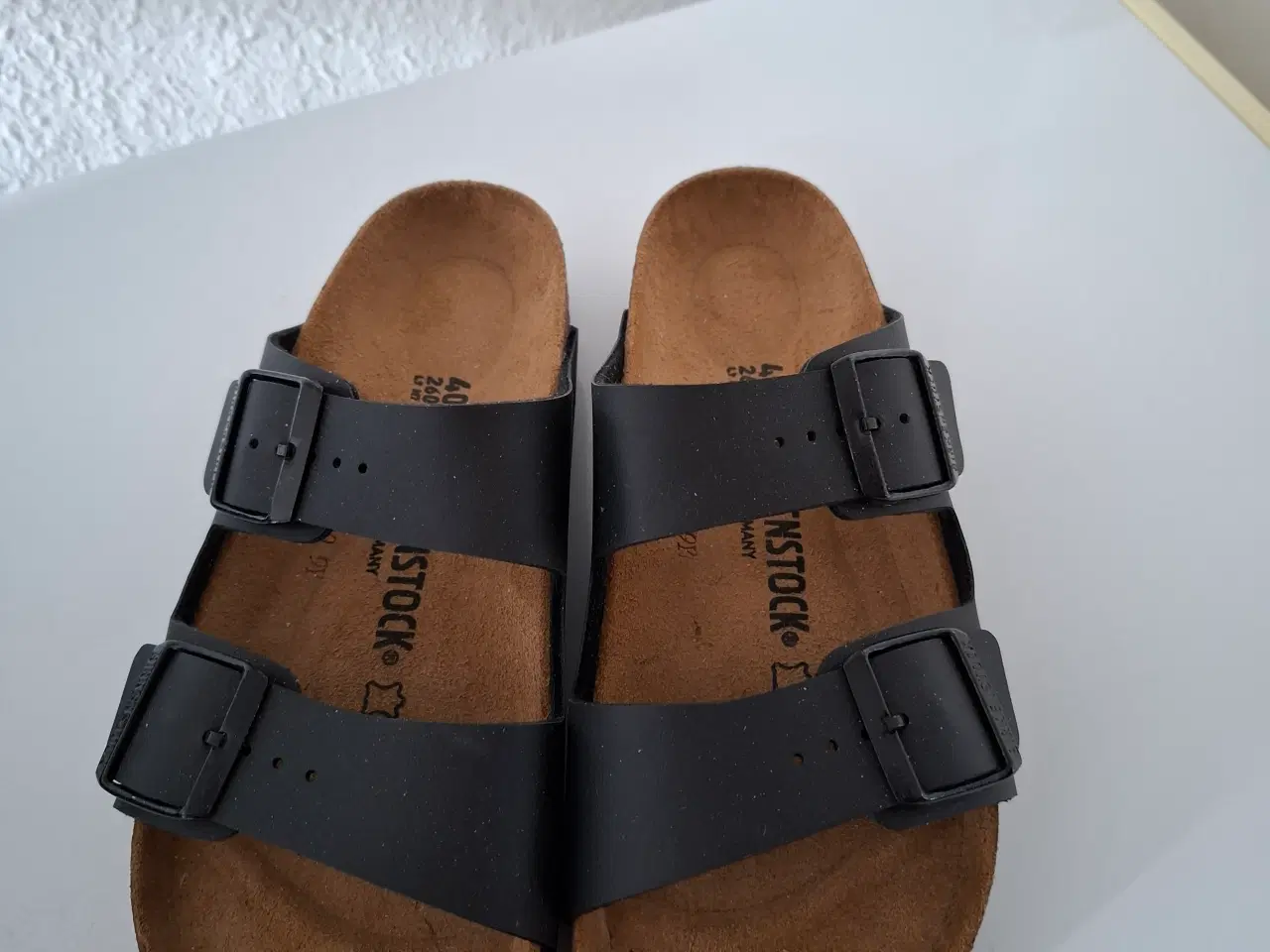 Billede 2 - Birkenstock sandaler str.40 sorte som nye