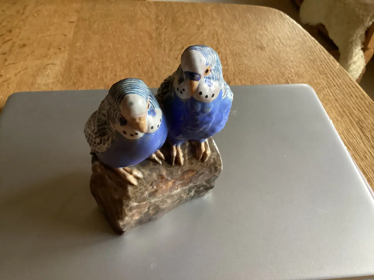 Billede 2 - Kgl Blå Undulatpar stentøj (Jeanne Grut)