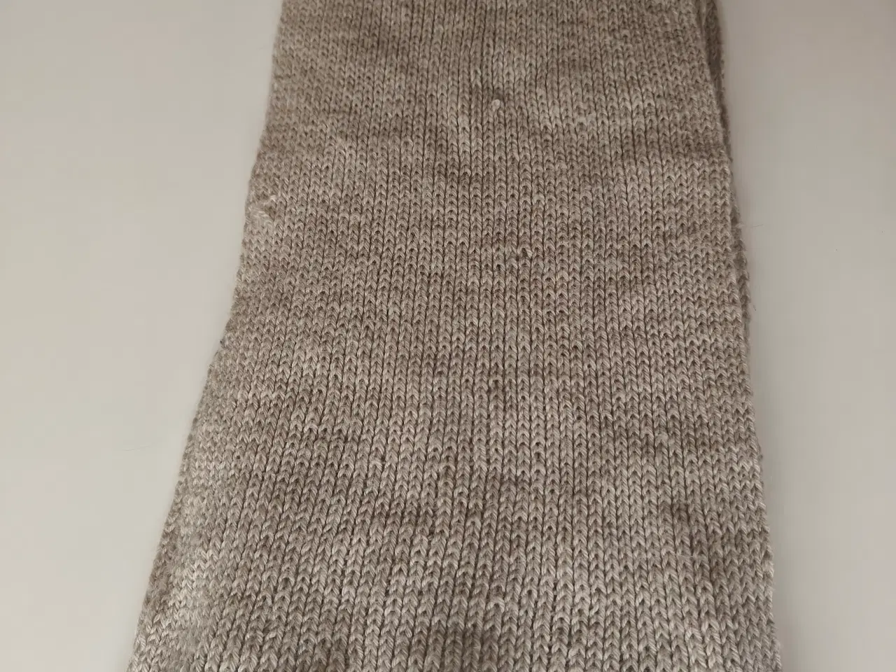 Billede 1 - Strikket Halstørklæde Beige