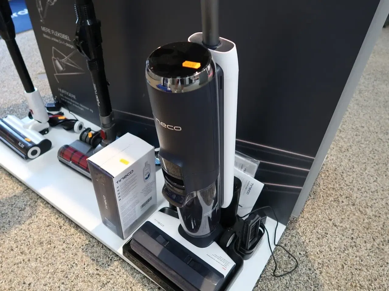 Billede 3 - Ledningsfristøvsuger TINECO N20004 Floor One Vacuum