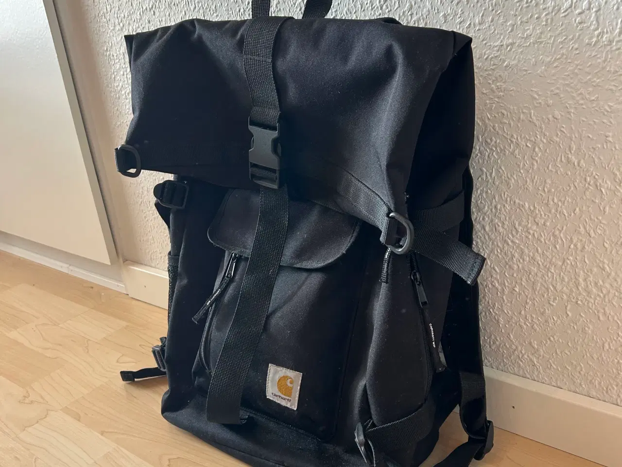 Billede 4 - Sort Carhartt Taske