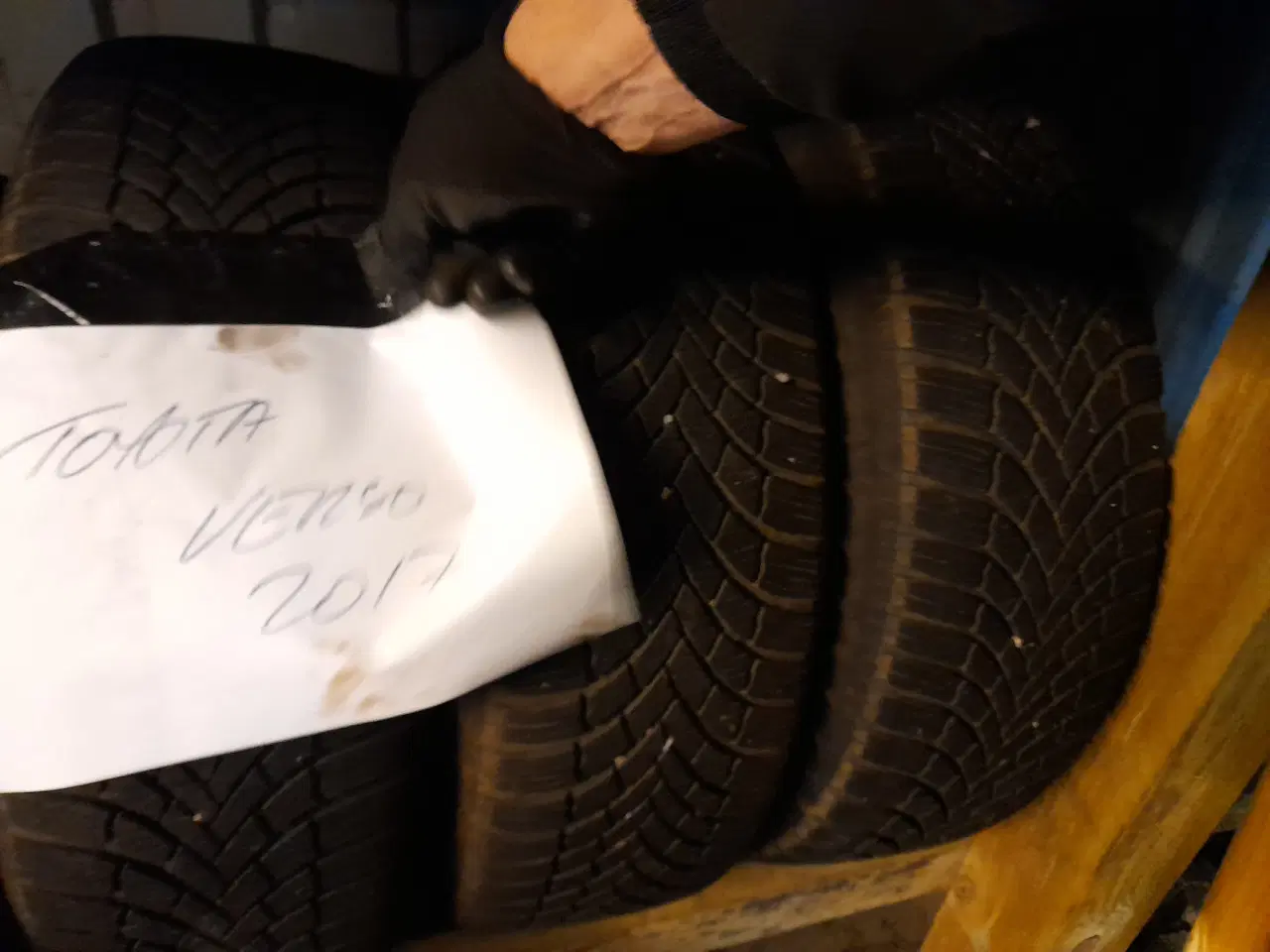 Billede 3 - toyota vinterhjul 5x114,3 16 205 60 16