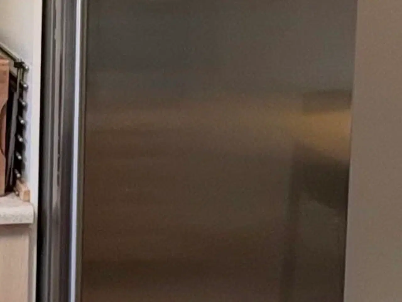 Billede 1 - Stort lækkert køleskab. 