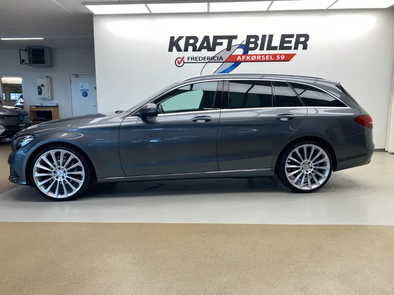 Billede 2 - Mercedes C220 d 2,0 Business stc. aut.