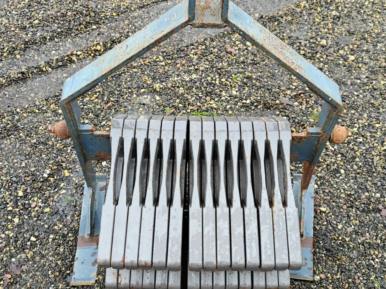 Billede 4 - - - - Frontvægt 45x14 kg. med stativ