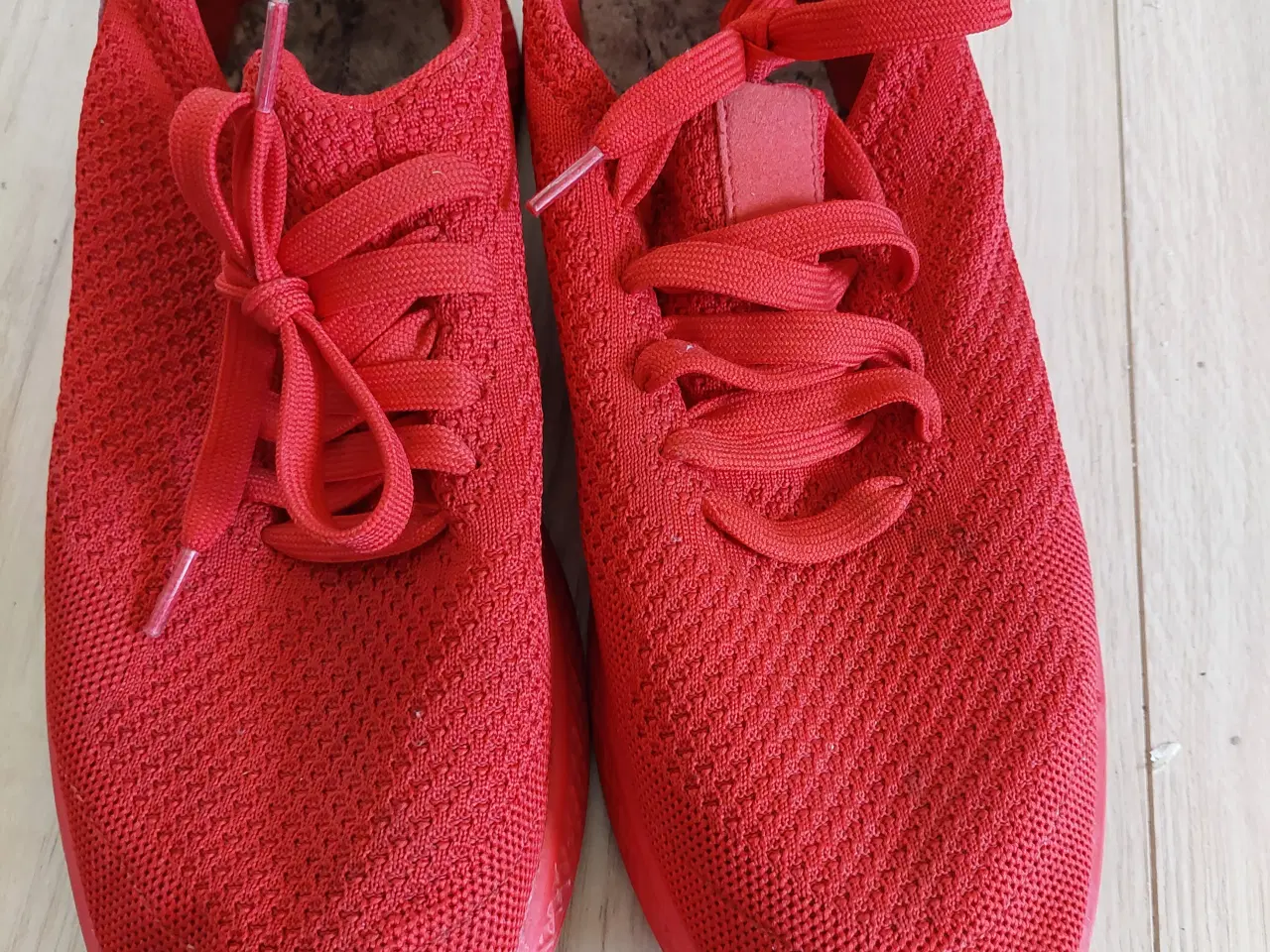 Billede 6 - fritid rød farve sko str., 45