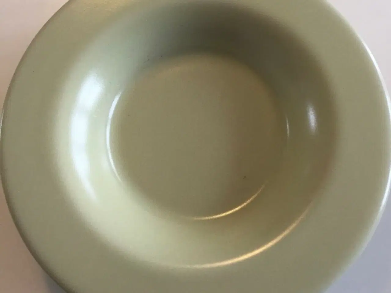 Billede 5 - Porcelæn, 6 stk grønne kopper og underkopper