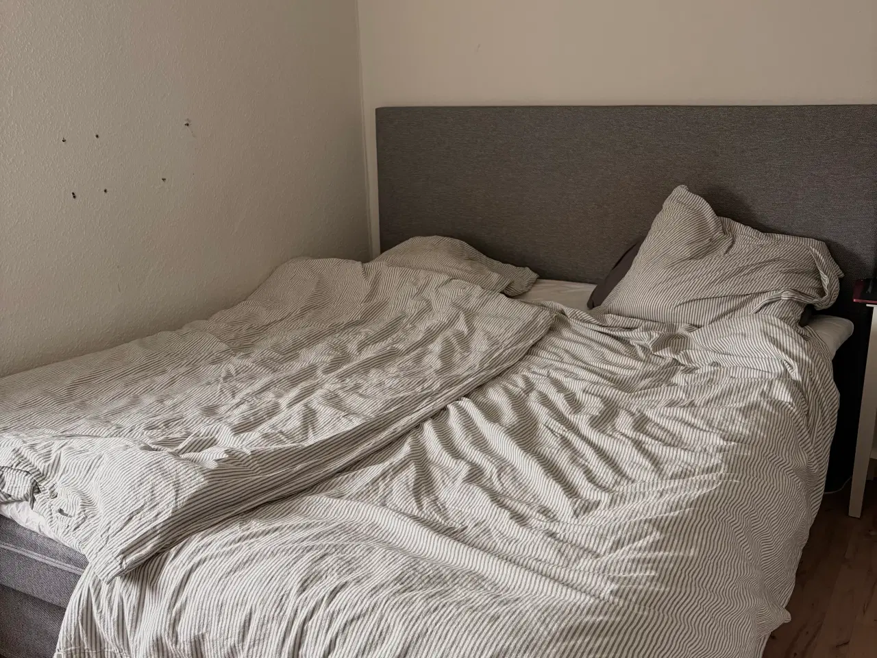 Billede 1 - Seng 180 x 200