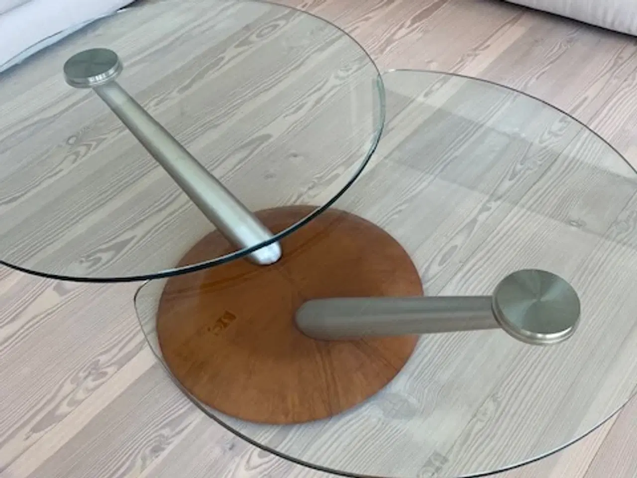 Billede 2 - Sofabord m/træ-base og glas-top sælges