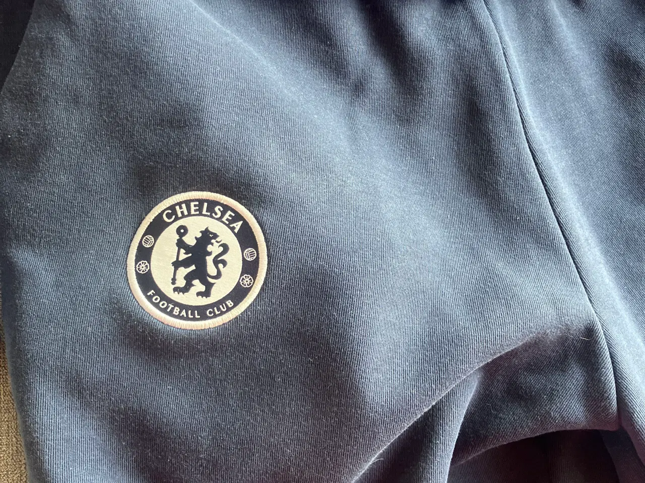 Billede 2 - Chelsea trøje/buks sæt