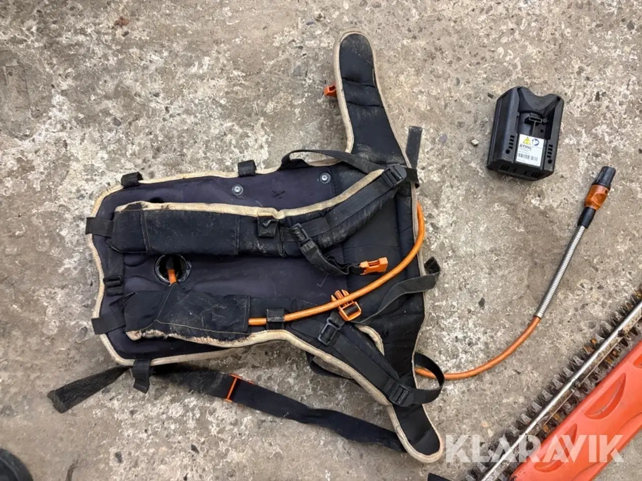 Billede 8 - Hækkeklipper Stihl HSA 130 T med rygbatteri AR 3000