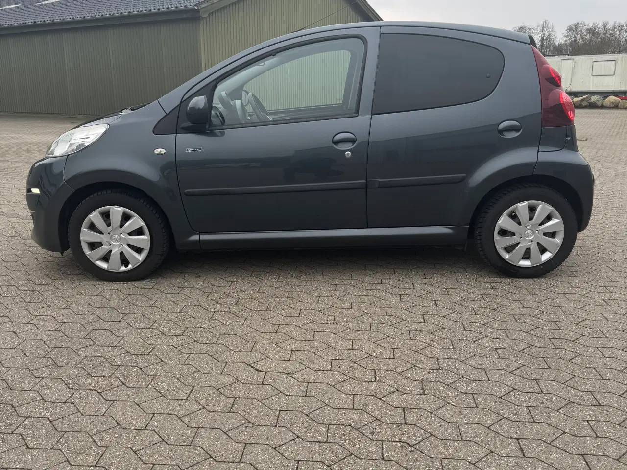 Billede 2 - Fin Peugeot 107 SPORTIUM