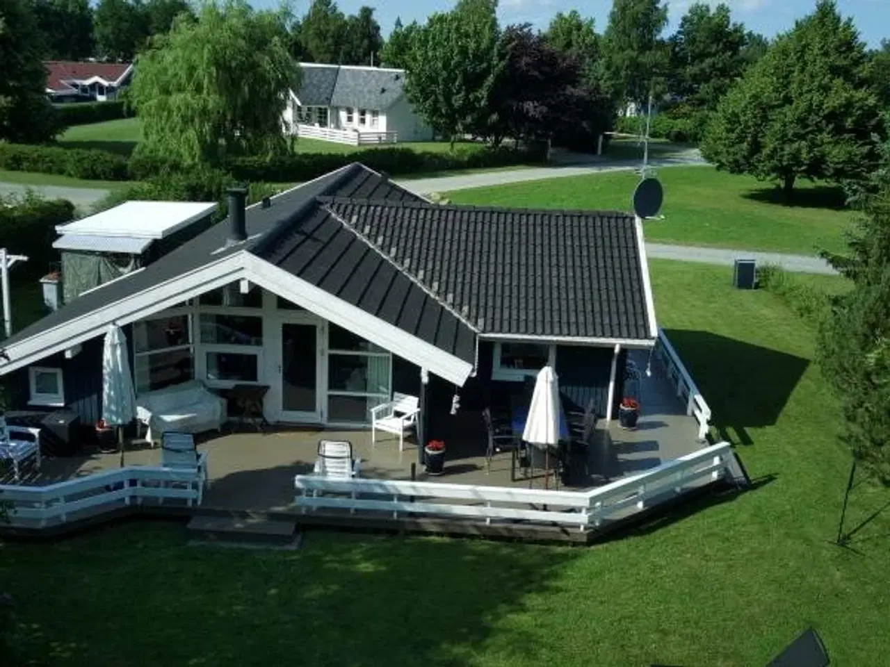 Billede 1 - Dejligt Sommerhus ved Hasmark strand