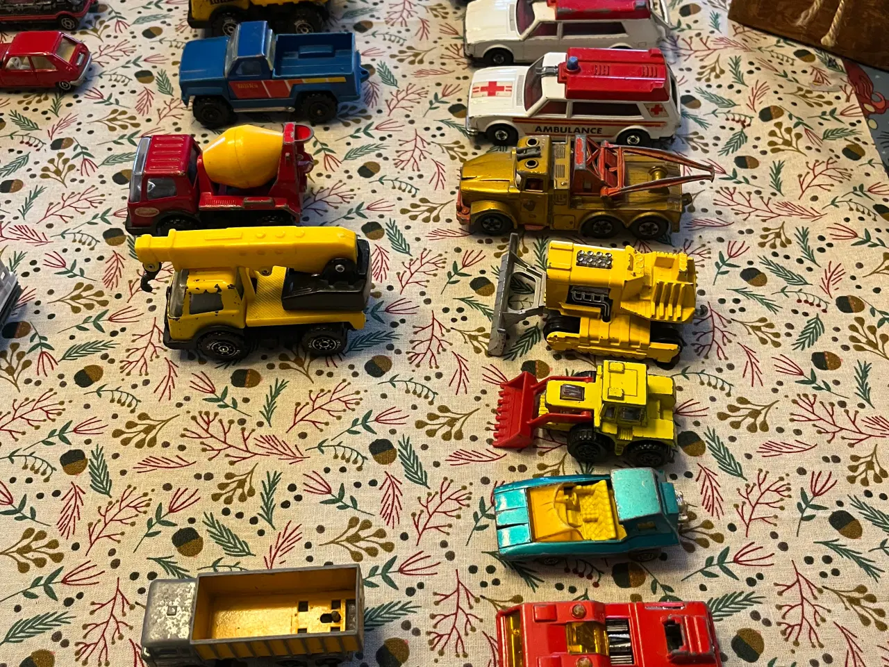 Billede 2 - Legetøjsbiler