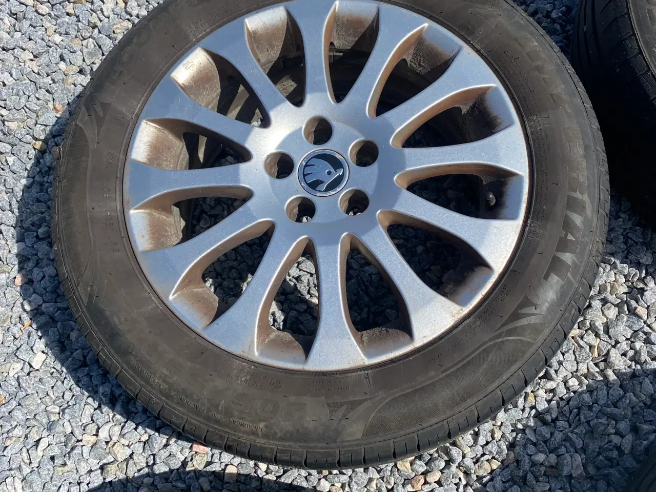 Billede 2 - 16" alufælge til Skoda Fabia