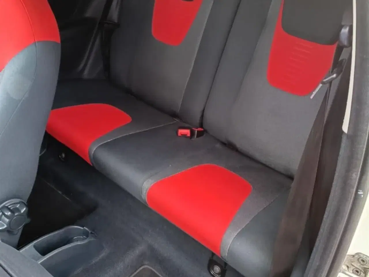 Billede 2 - Ford Ka 1,2 Titanium 69HK 3d