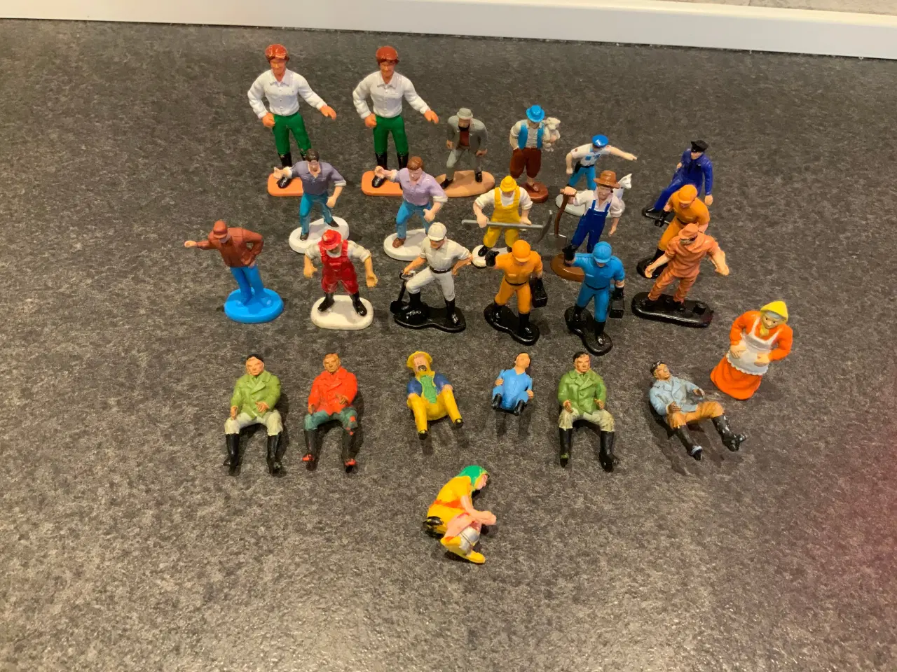 Billede 3 - 25 gamle legetøjs figurer m.m