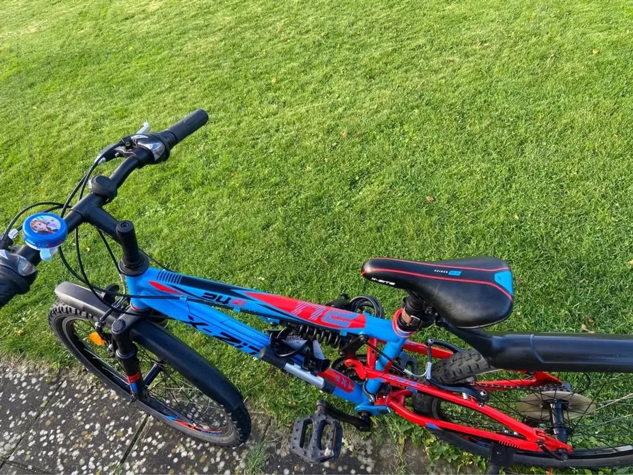 Billede 3 - X-Zite "FS24" 24" Hjul, 18gear, 38cm. stel