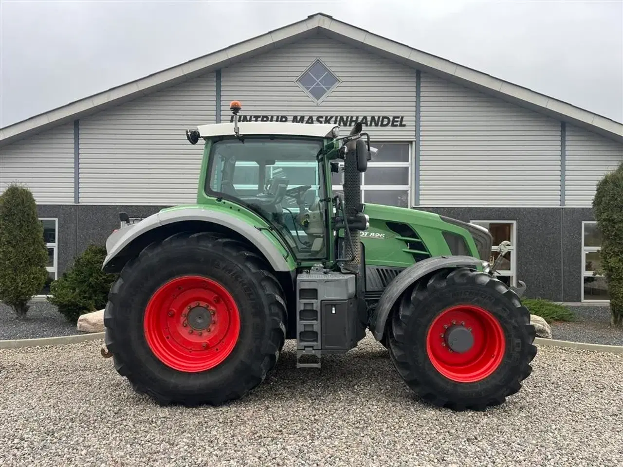 Billede 8 - Fendt 826 Vario Pæn godt udstyret traktor.