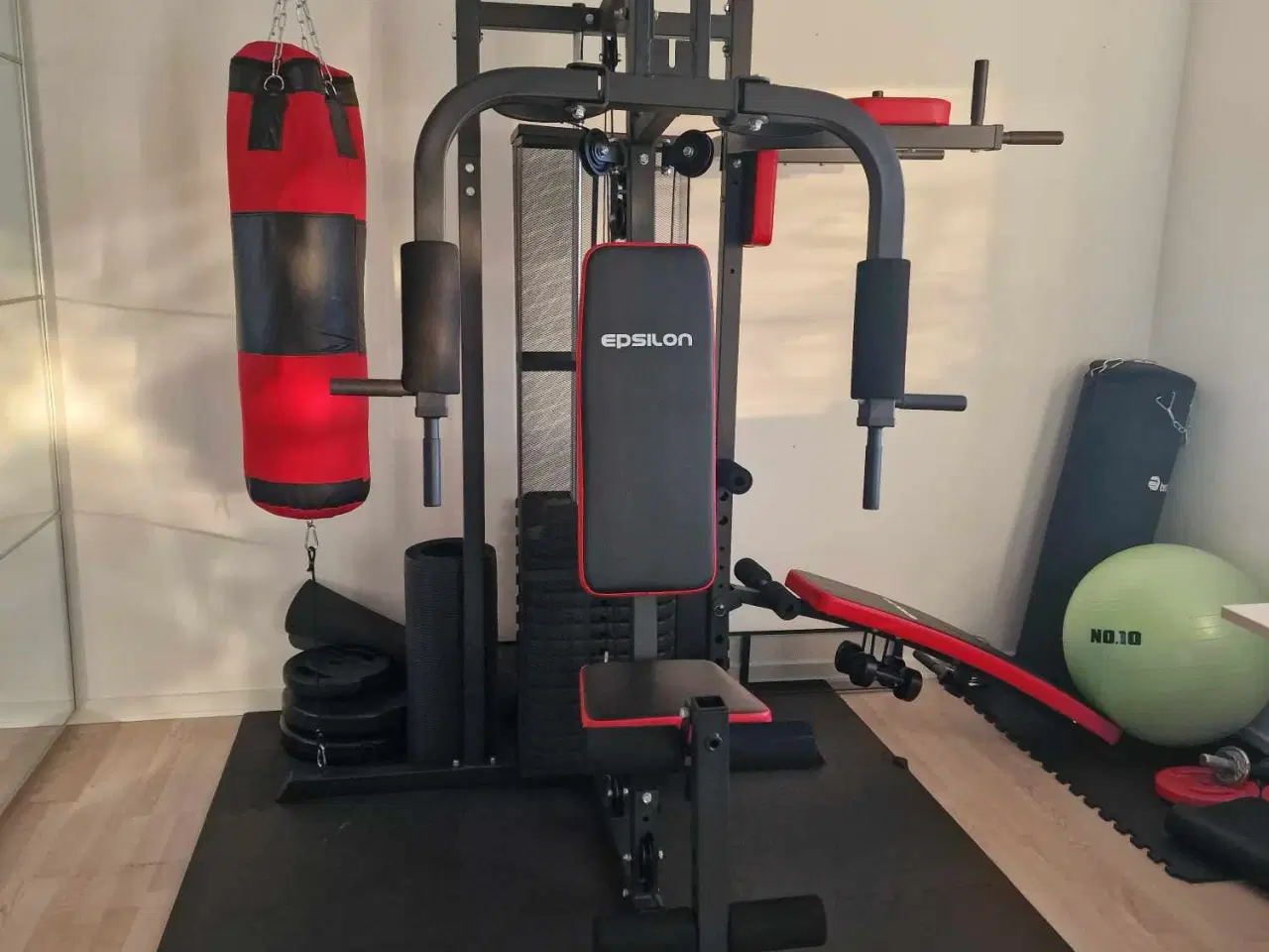 Billede 1 - Multigym med 100 kg. vægte