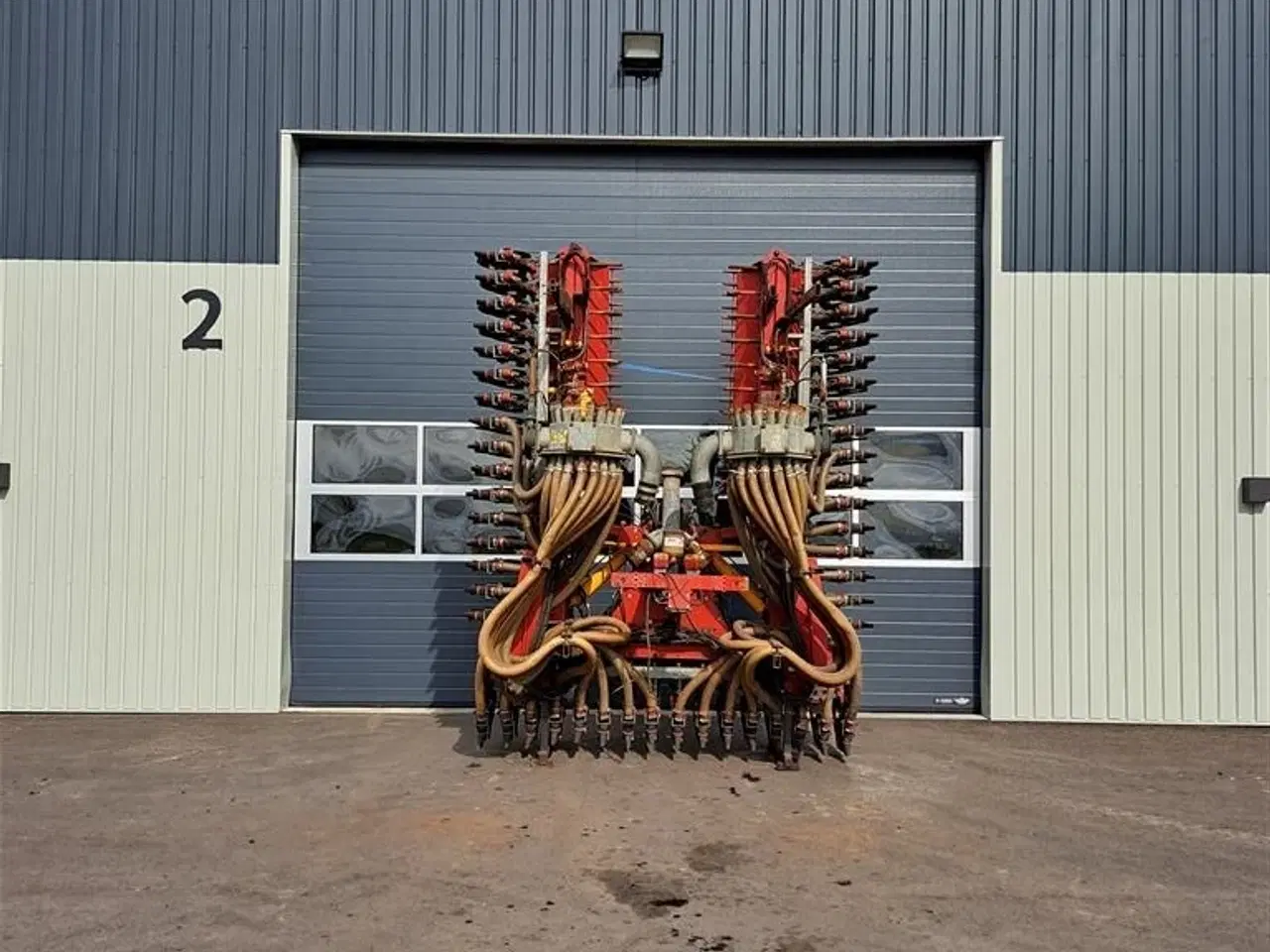 Billede 4 - Vredo ZB 12068 Der er 2x spadeventil til tømning af fordeler