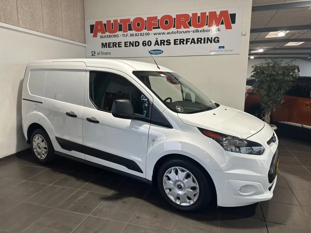 Billede 1 - Ford Transit Connect 1,5 TDCi 100 Trend kort