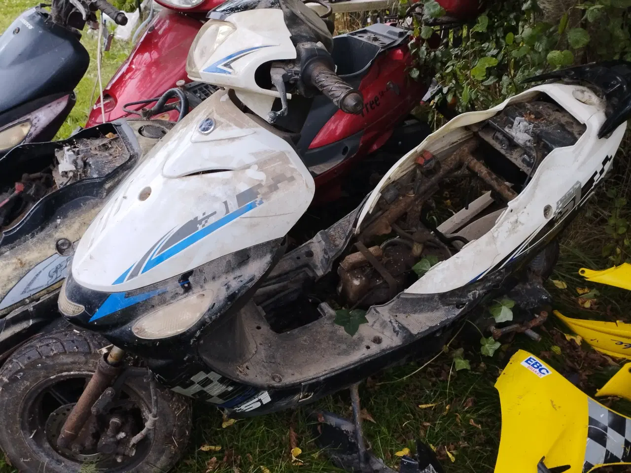 Billede 3 - Reservedele til scootere 