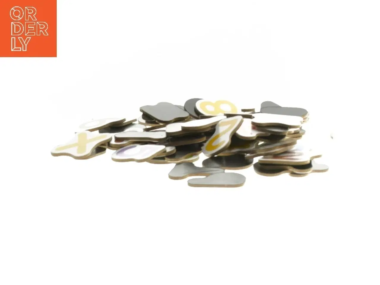 Billede 2 - Magnetiske bogstaver og tal (str. 4 cm)