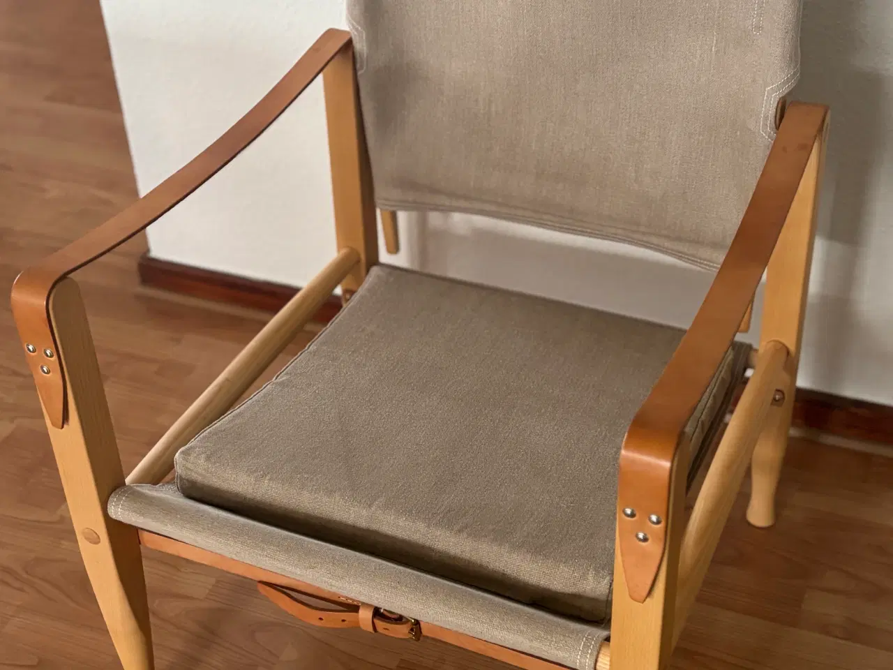 Billede 4 - Kaare Klint safaristol + skammel