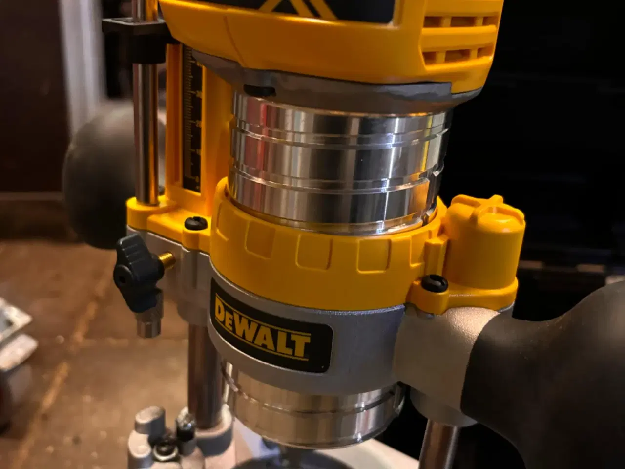 Billede 7 - Kant/overfræser, Dewalt 18V DCW604NT