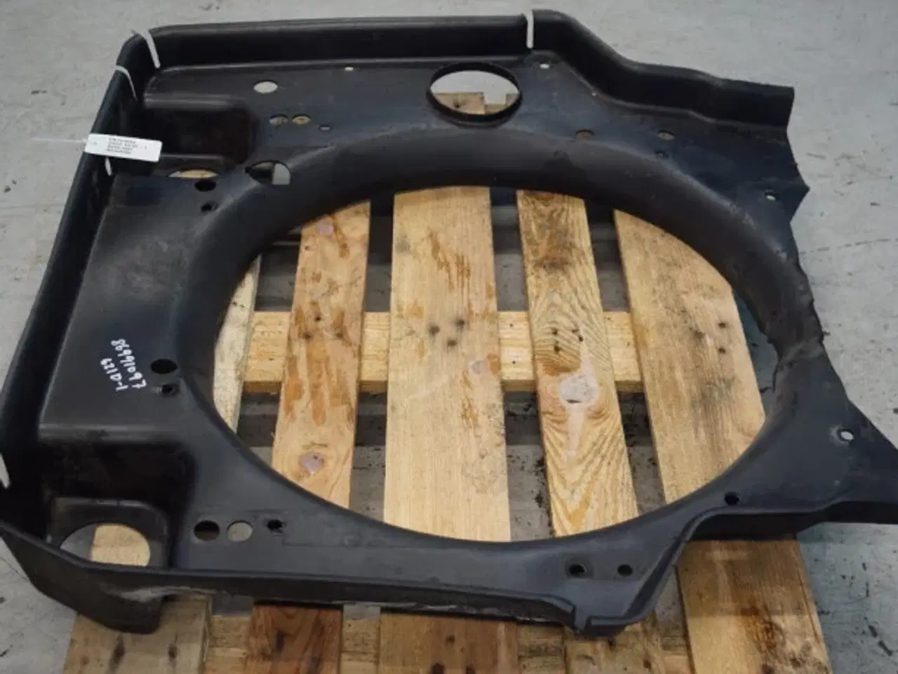 Billede 7 - Case 621D Kølerkappe 86991097