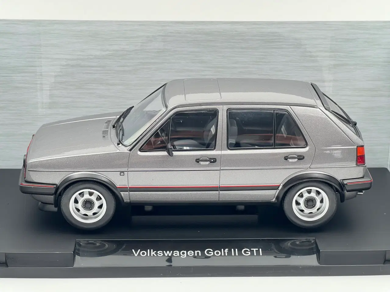 Billede 7 - 1986 VW Golf II GTI 16V 1:18 