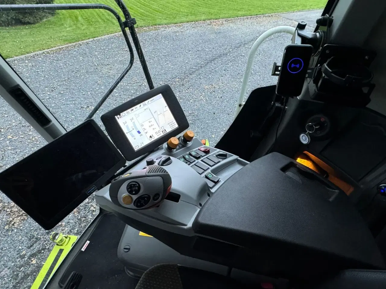 Billede 16 - CLAAS LEXION 650 KUN 850 TIMER OG V770 SKÆREBORD! HØSTKLAR!