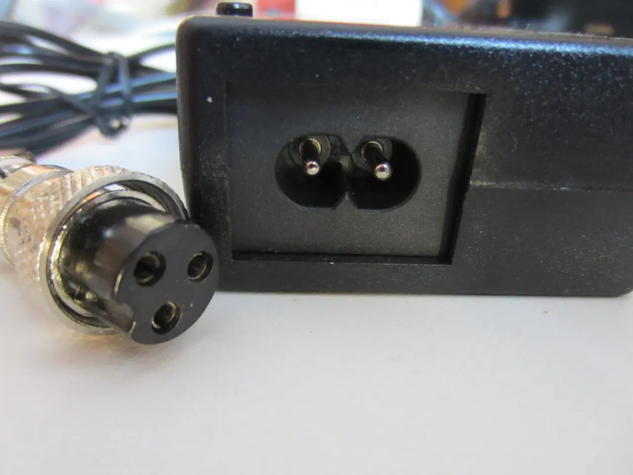 Billede 5 - Bly akkumulator lader TOP CRAFT TTHTL-12V til 12V