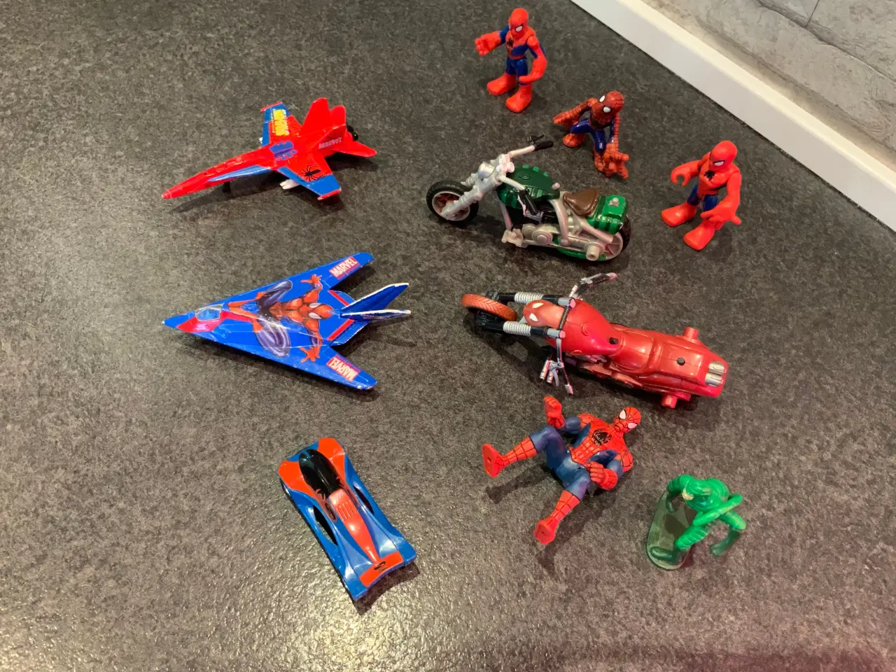 Billede 7 - Spiderman legetøj