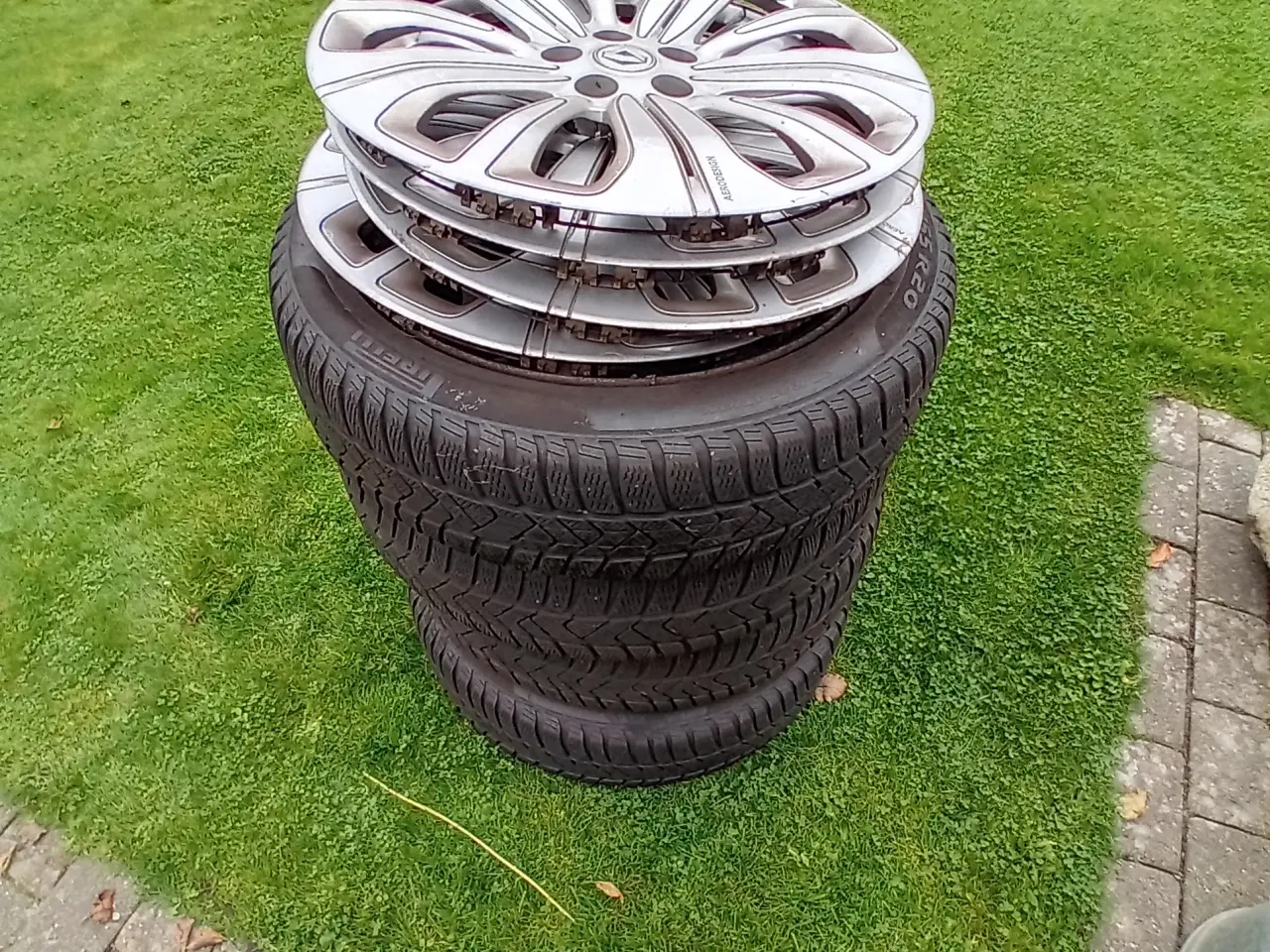Billede 9 - Vinterdæk Renault.