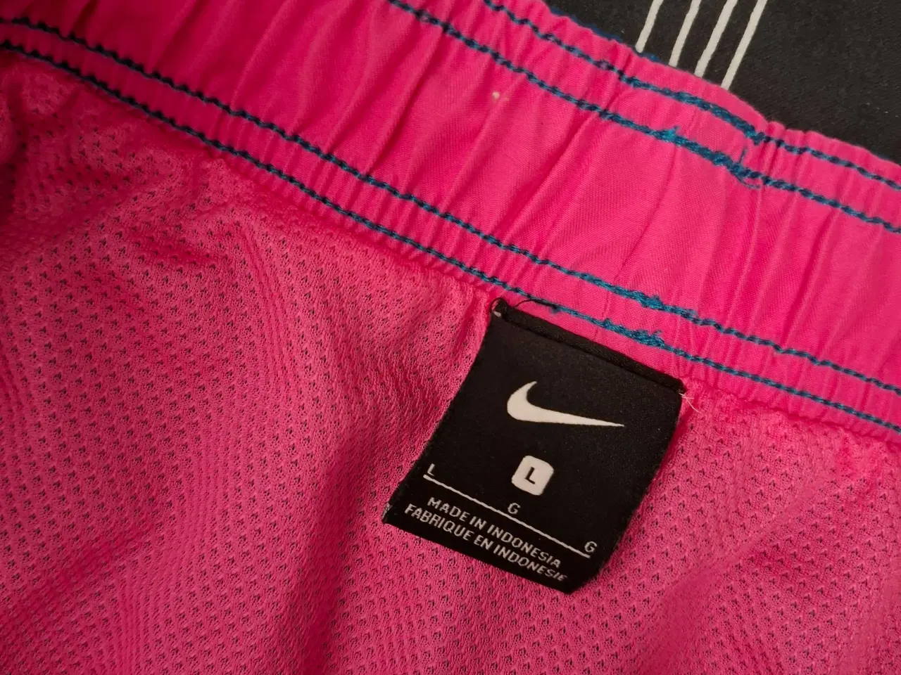 Billede 2 - Nike, shorts L.