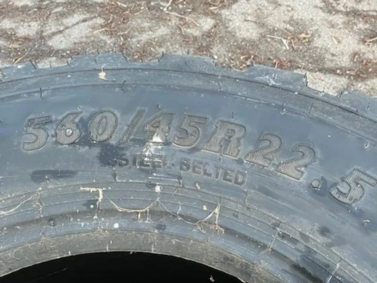 Billede 2 - Landbrugsdæk 560/45R22.5