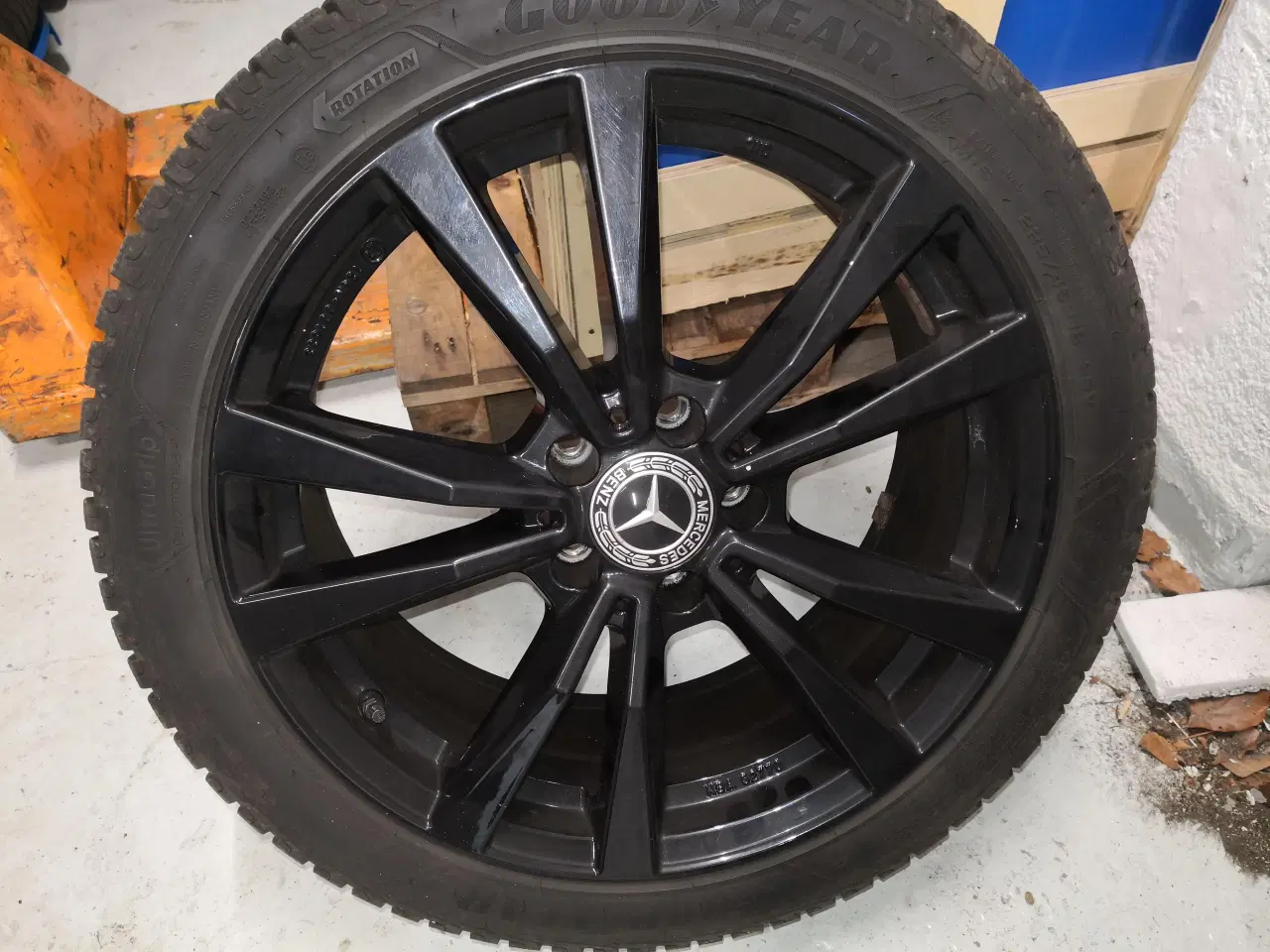 Billede 1 - 18" Mercedes C-Klasse W205 & S205 Vinterhjul