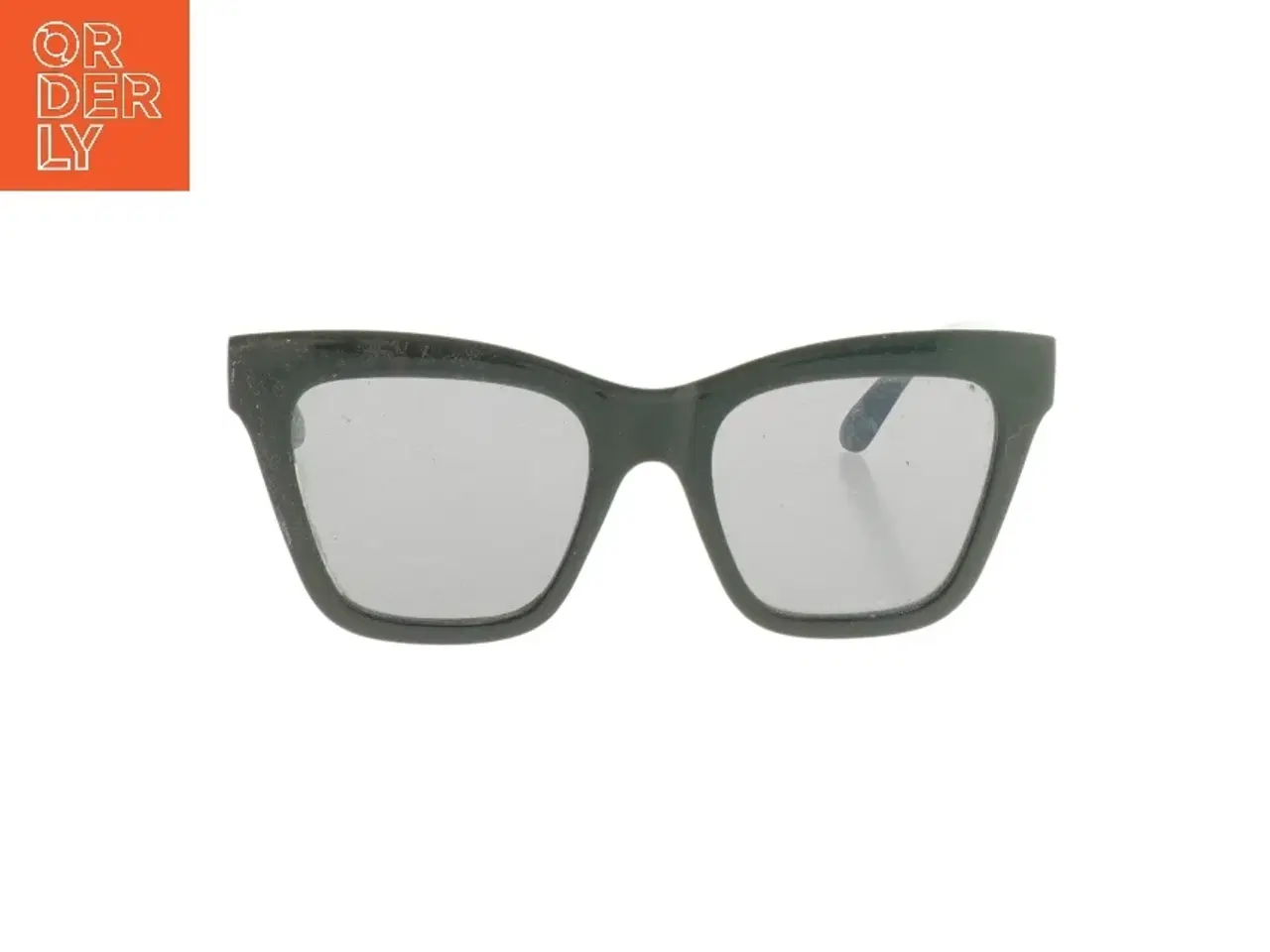 Billede 1 - Briller med sort stel (str. 15 cm)