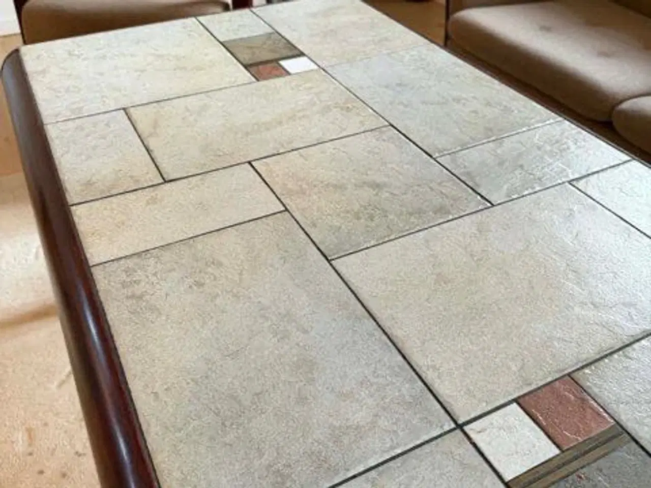 Billede 2 - Sofa og stol sofabord