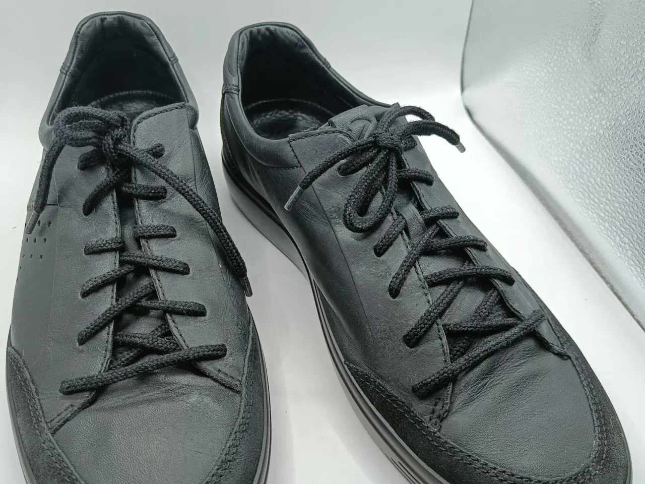 Billede 3 - Ecco sort læder sko 45str