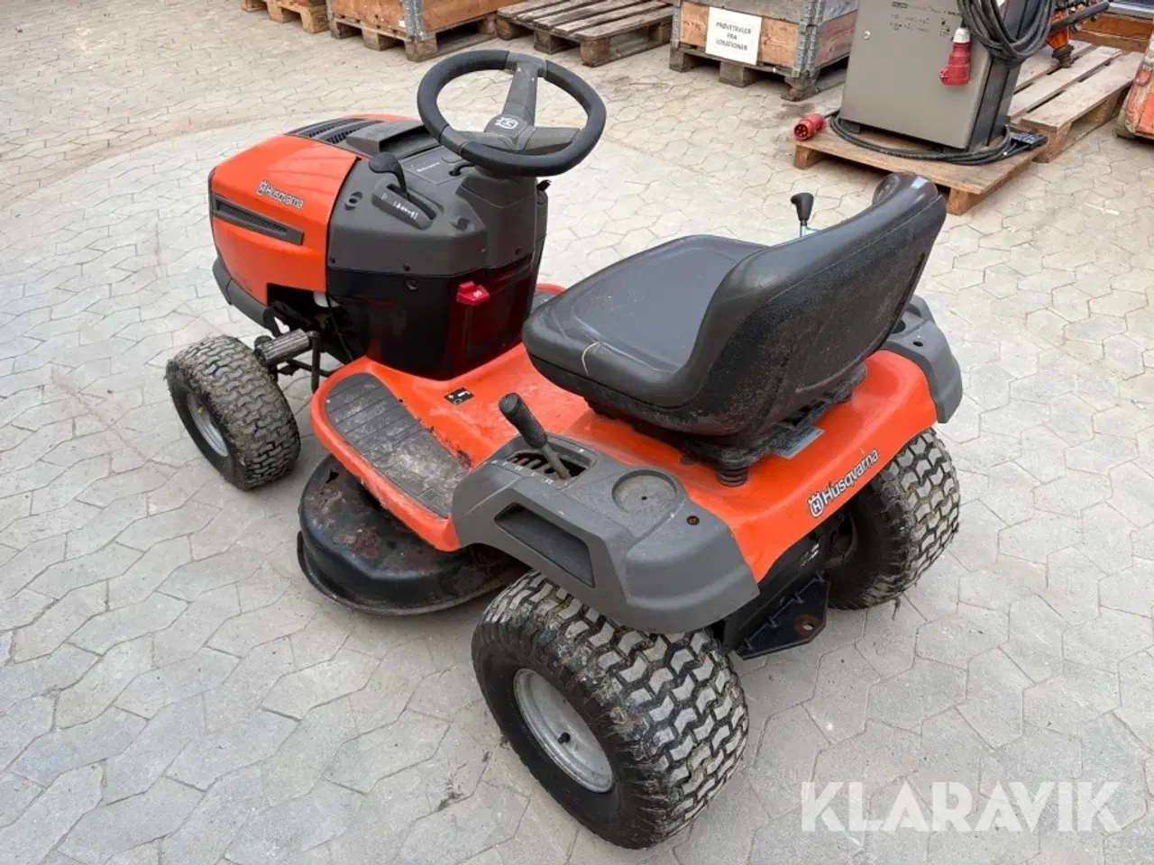 Billede 4 - Græsslåmaskine Husqvarna LTH151