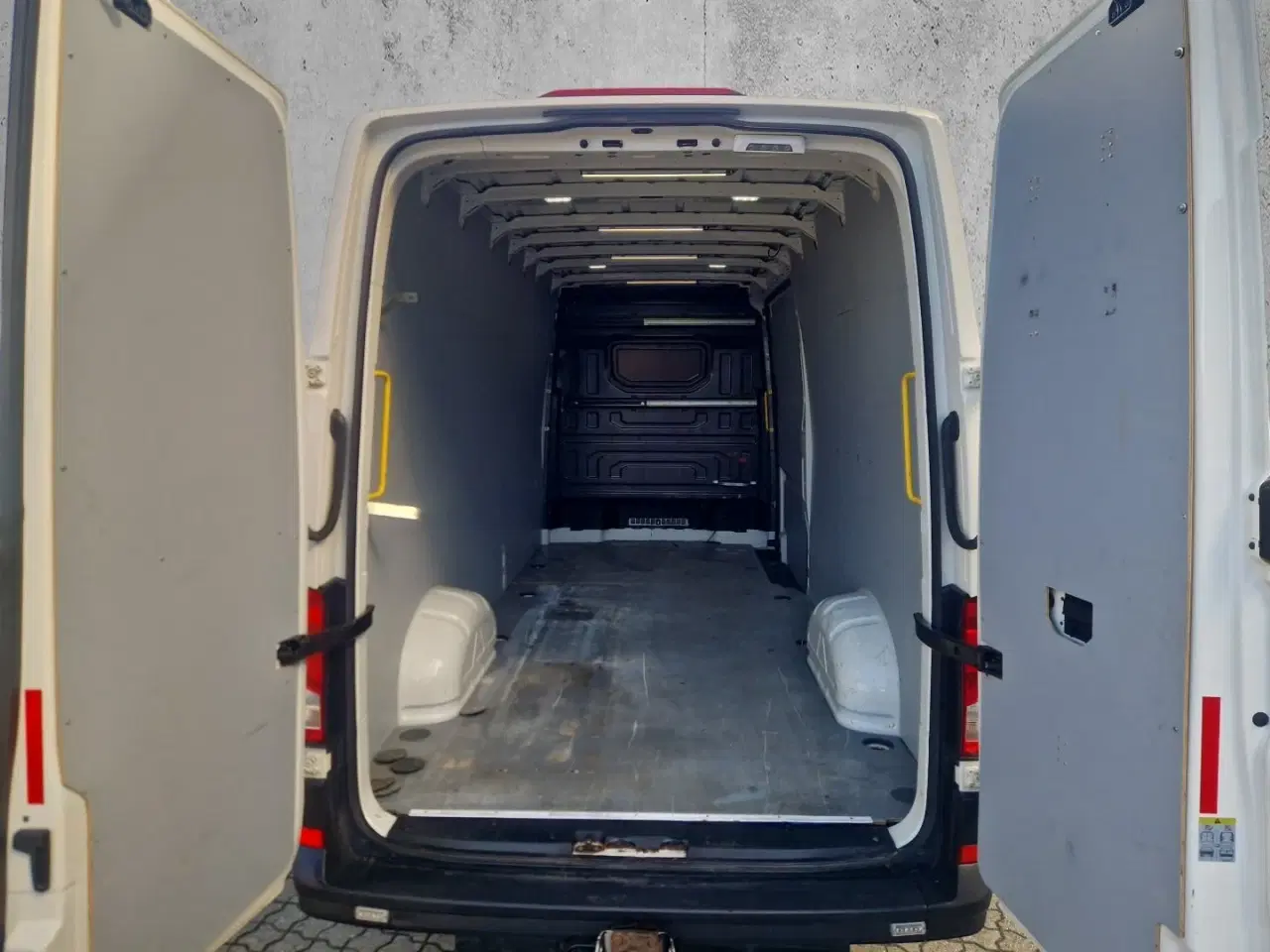 Billede 10 - VW Crafter 35 2,0 TDi 177 Kassevogn L4H3 aut.