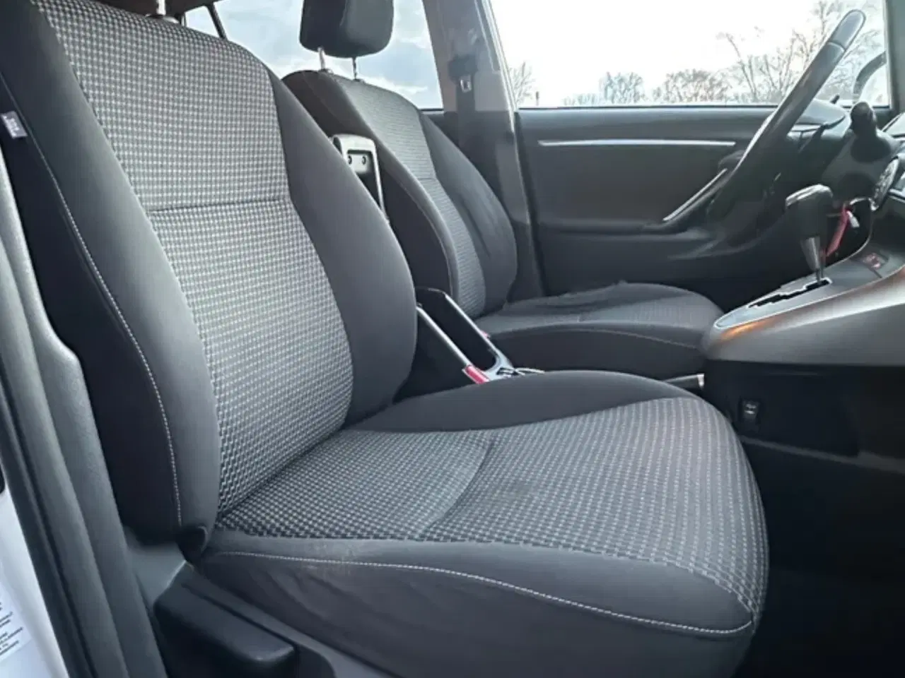 Billede 5 - Fantastisk Toyota med automatgear 