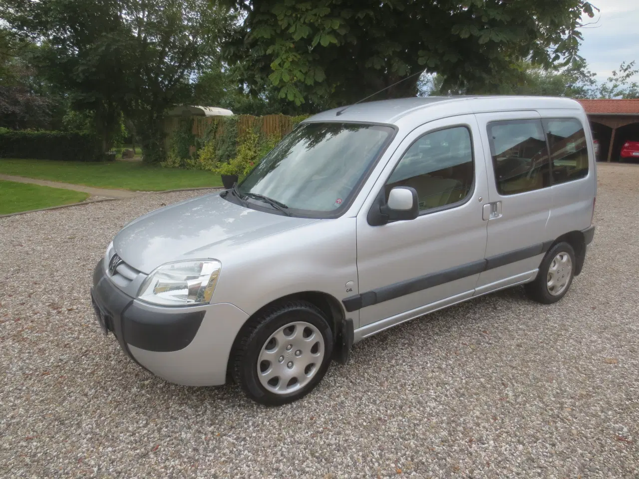 Billede 1 - Peugeot Partner 1.6 i Nysynet. 